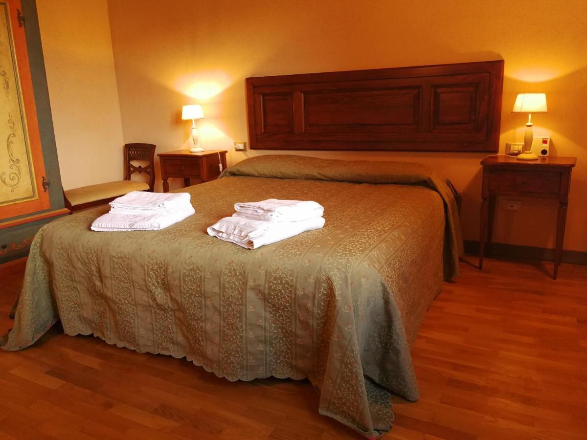 Residence Il Poggiolino Montecarelli Ruang foto